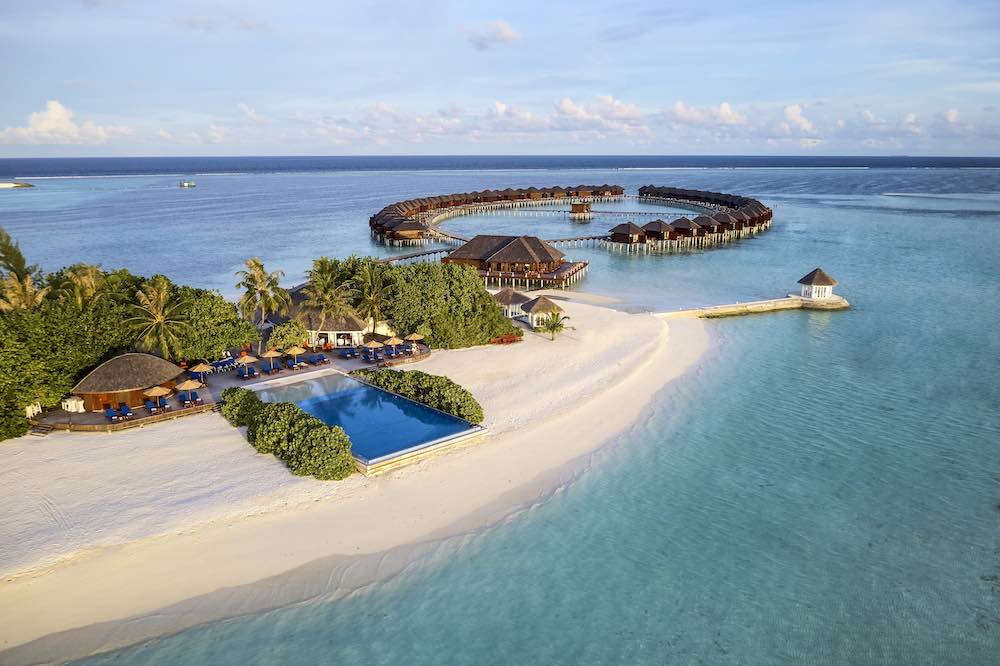 Dhoni Bar at Sun Siyam Olhuveli thumbnail 2